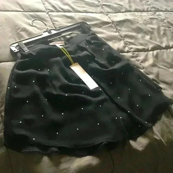 BCBGeneration Black Skirt with Crystals - Picture 4 of 9